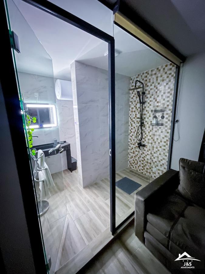 J&S Apartments Nis Ngoại thất bức ảnh