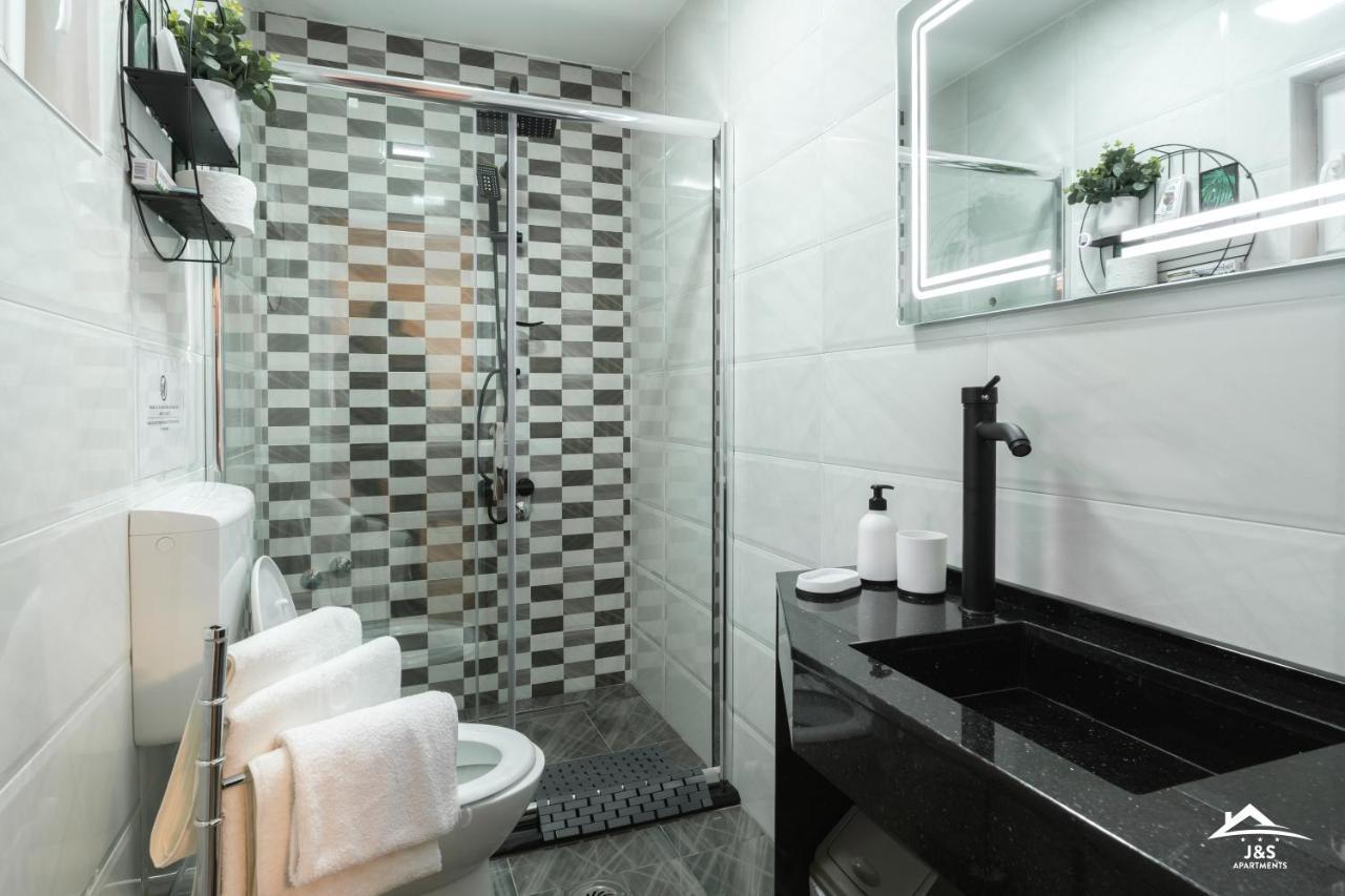 J&S Apartments Nis Ngoại thất bức ảnh