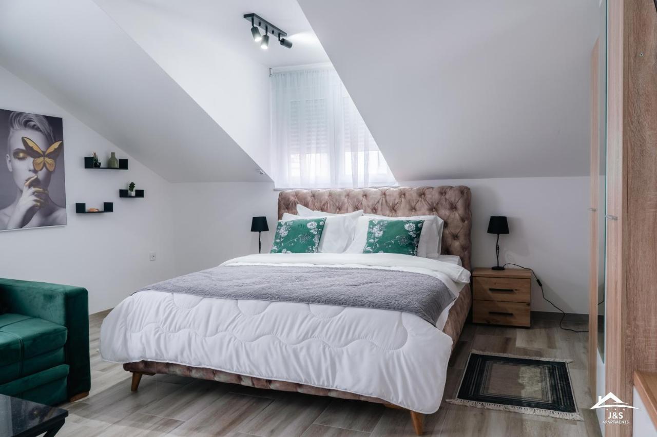 J&S Apartments Nis Ngoại thất bức ảnh