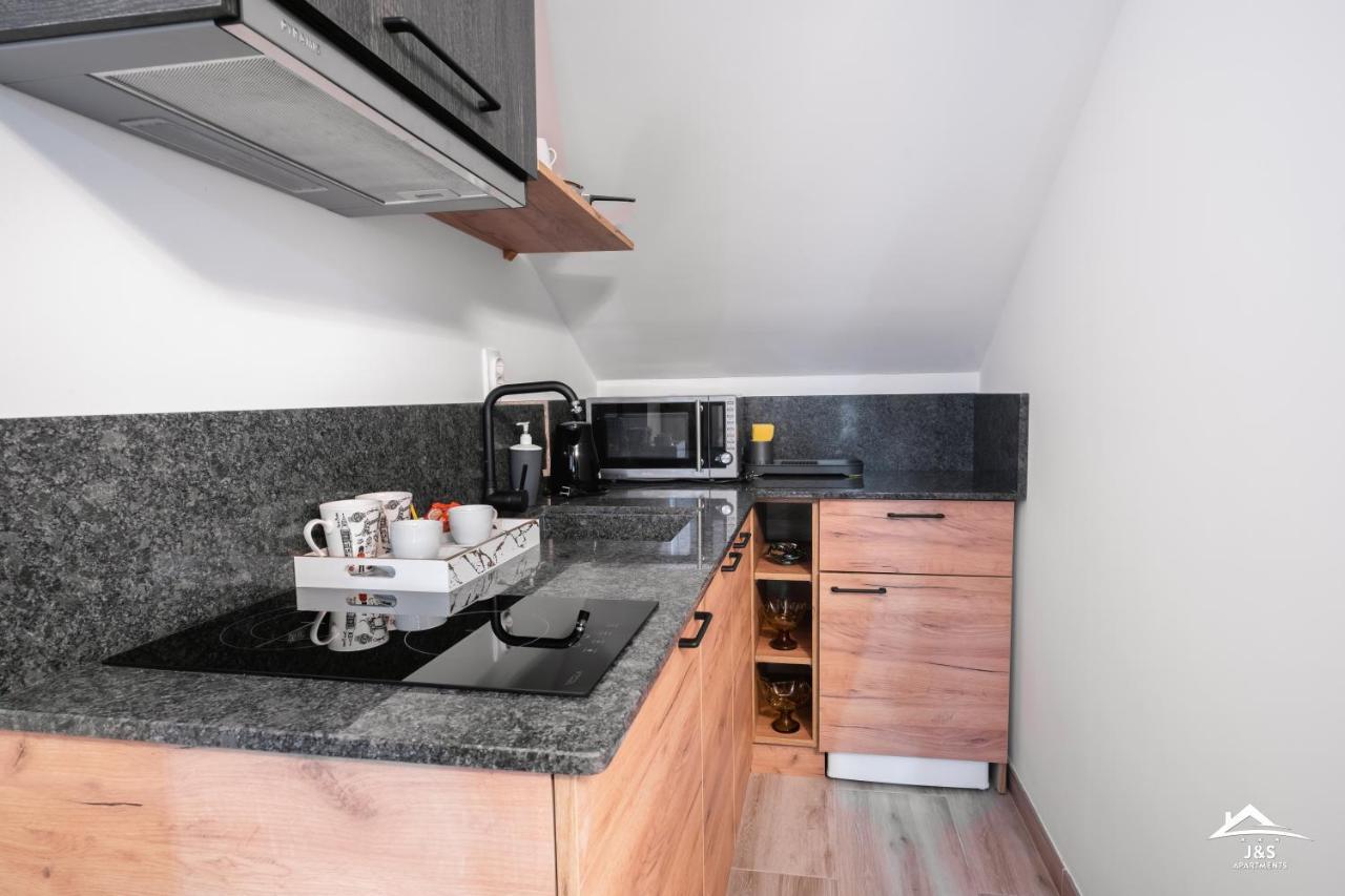 J&S Apartments Nis Ngoại thất bức ảnh